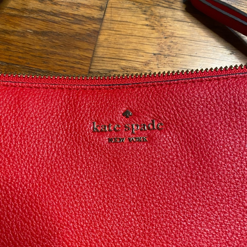 Kate Spade Leila Triple Gusset Crossbody - Picture 5 of 8